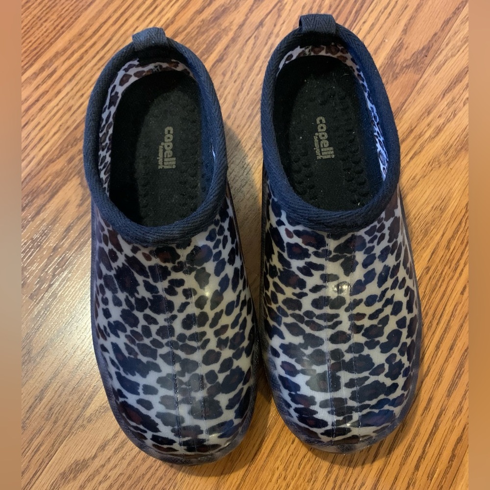 Capelli slip on cheetah shoes